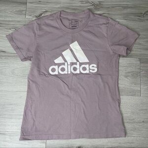 Adidas Essentials Logo T-shirt S Activewear Athleisure Loungewear Y2K Blokecore